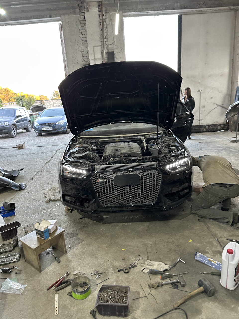 audi a4 b8 заводится и глохнет