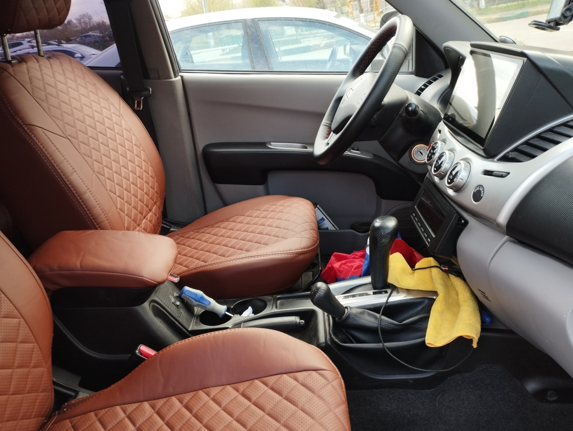 Чехлы Автопилот — Mitsubishi L200 (4G), 2,5 л, 2010 года | своими ...