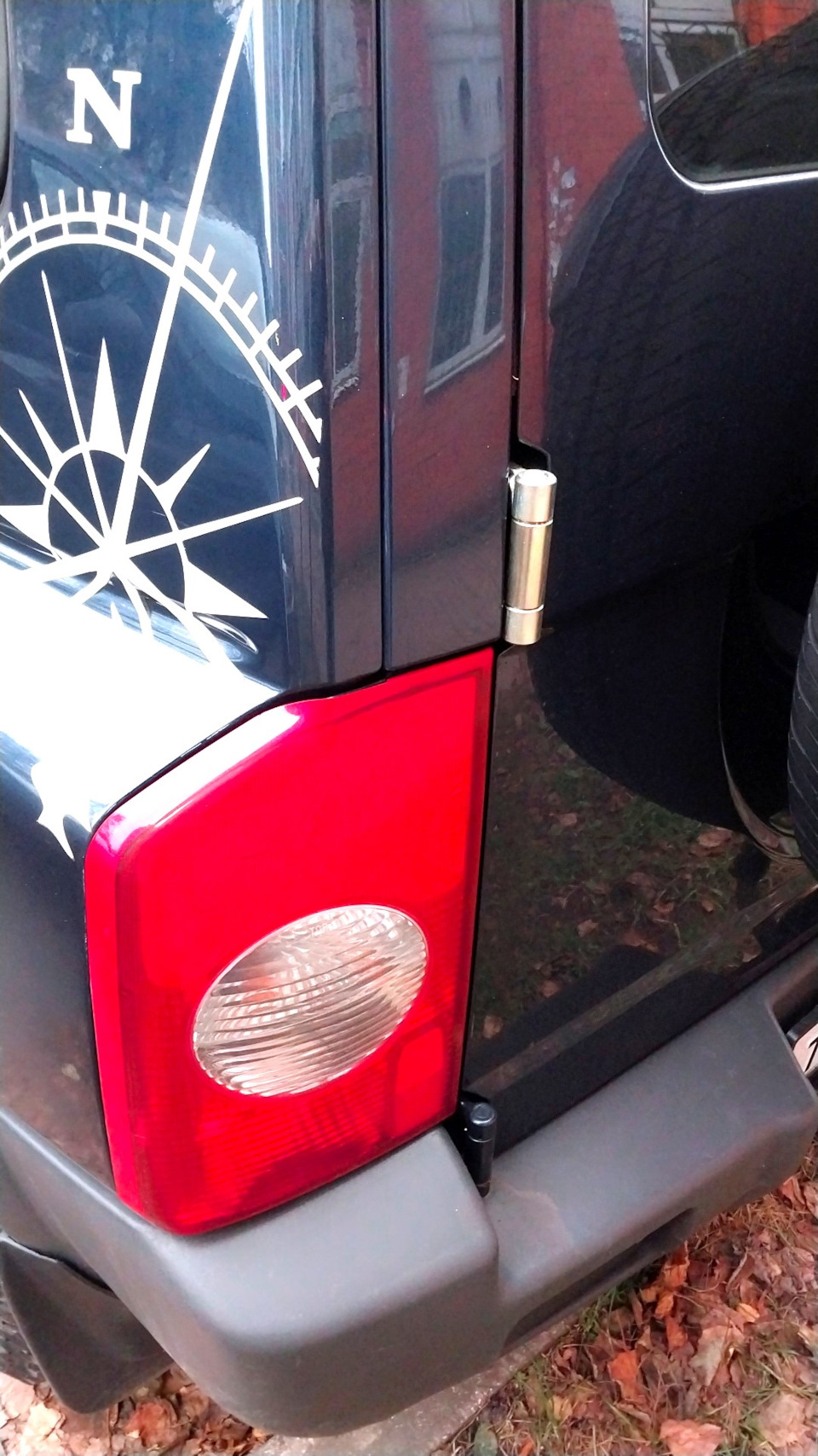 Петля двери багажника — ТагАЗ Tager 3D, 3,2 л, 2009 года | кузовной ...