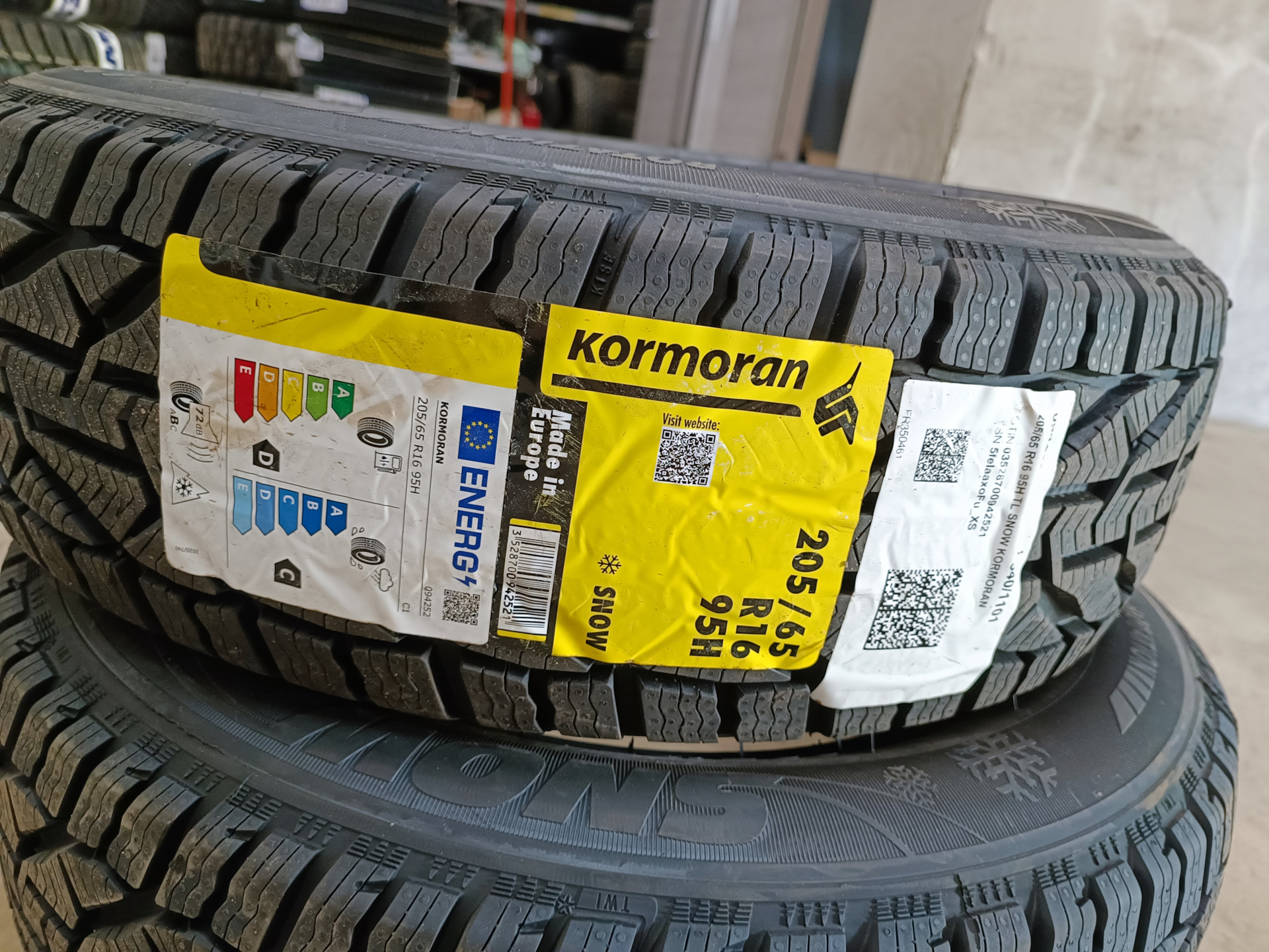 Чем опасна старая зимняя резина. И ремонтной ошиповкой это не решить ...