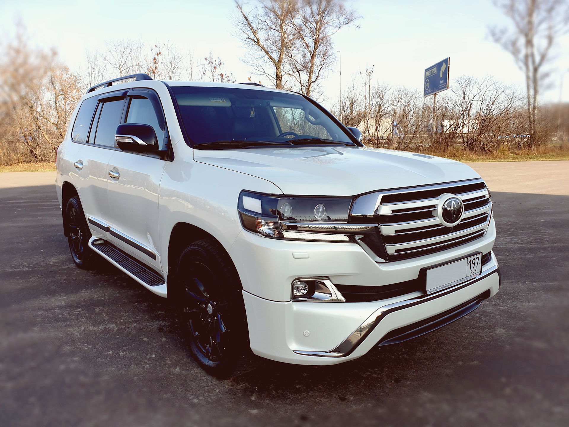 Ленд крузер 4.5. Toyota Land Cruiser 2015. Land Cruiser 2015. Land Cruiser 200 2015. Toyota Land Cruiser 200 цена в России.