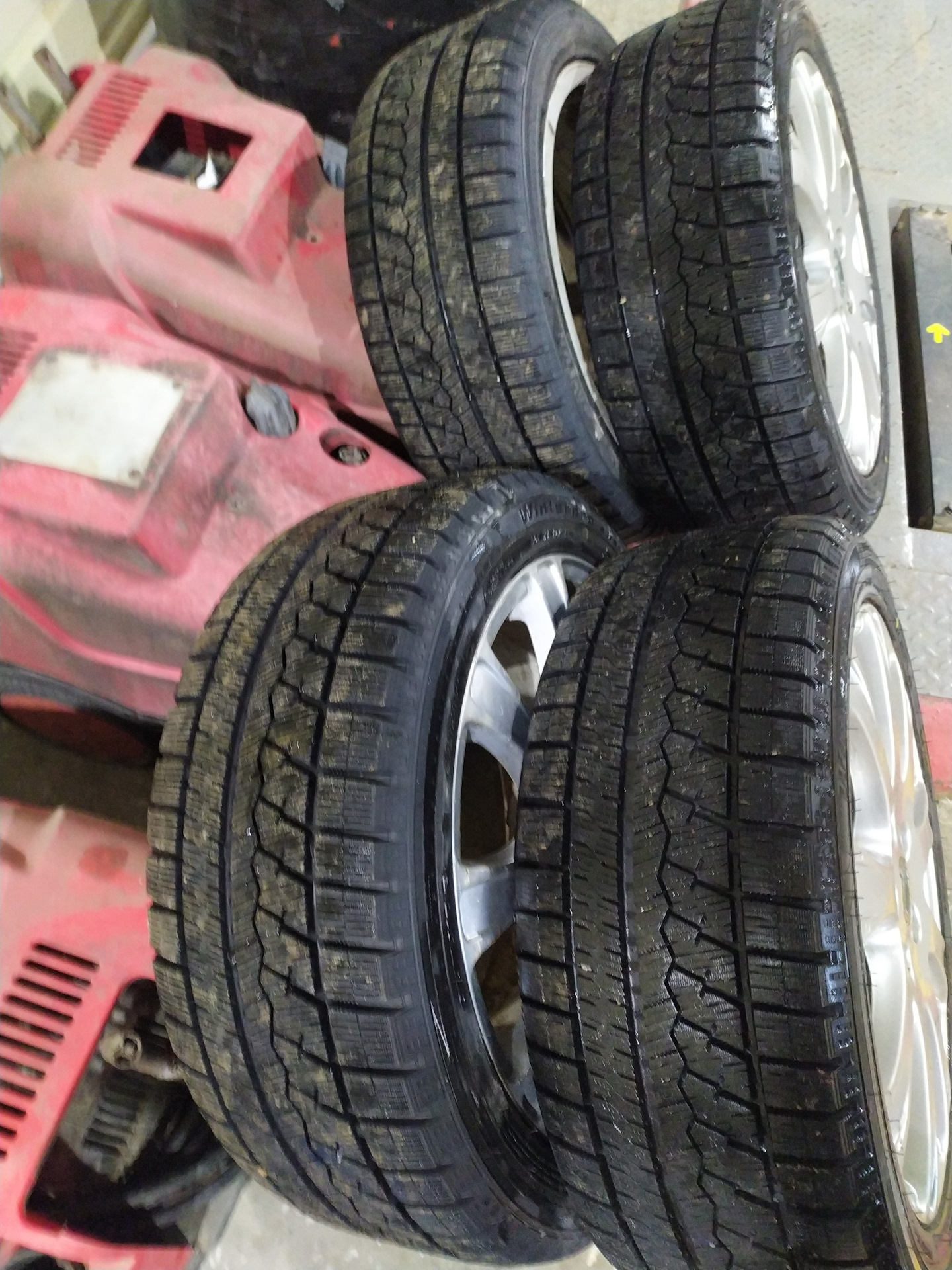 Ставим шипы — Skoda Octavia A7 Mk3, 2 л, 2016 года | шины | DRIVE2