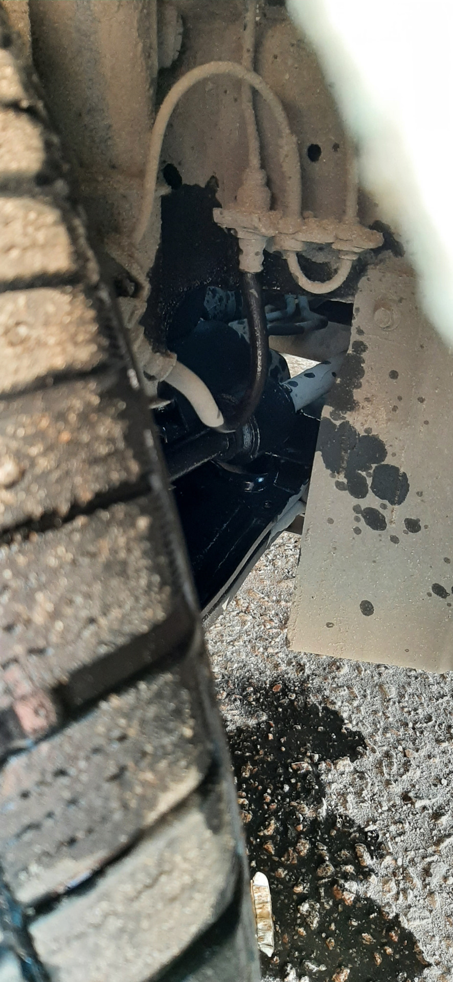 Лопнул тормозной шланг — Daewoo Gentra, 1,5 л, 2013 года | поломка | DRIVE2