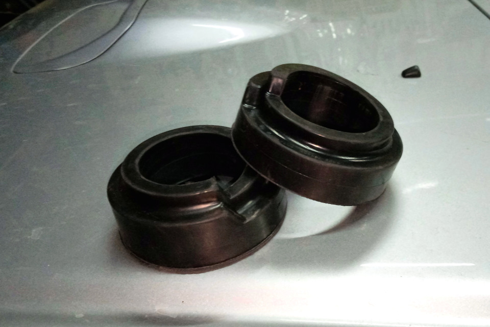 Лифт задней подвески — Mitsubishi Pajero Mini (2G), 0,7 л, 2007 года ...