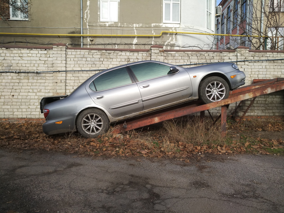 Фото в бортжурнале Nissan Maxima QX (A33)