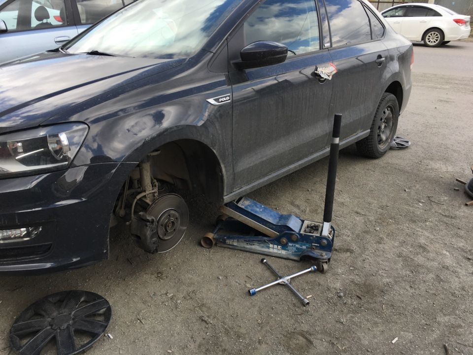 Рейка, рейка, рейка! — Volkswagen Polo Sedan, 1,6 л, 2017 года | визит ...