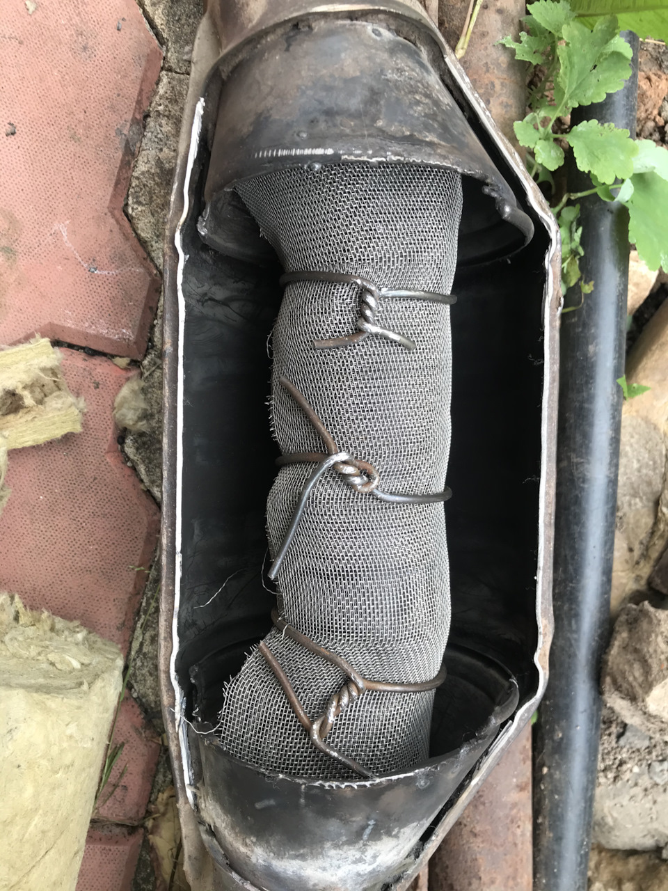 Самодельный пламегаситель и замена хомута на фланец — Audi A6 (C4), 1,8 ...