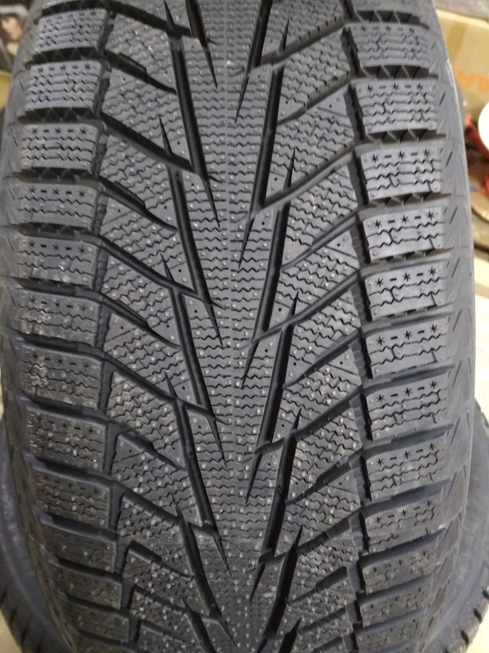 Hankook w616. Ханкук w616. 215/50r17 Hankook w616. Hankook 215/50r17 95t XL Winter ICEPT iz2 w616. Hankook w616 i*cept iz2 215/50 r17.