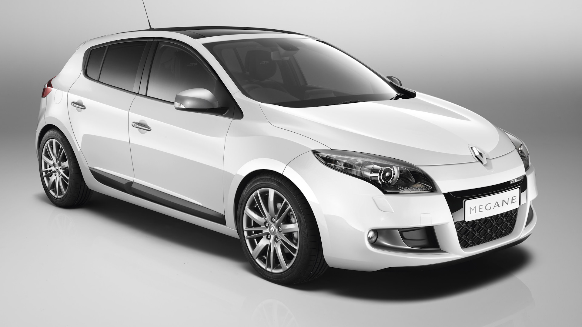 Фото автомобилей Renault Megane (Рено Меган)