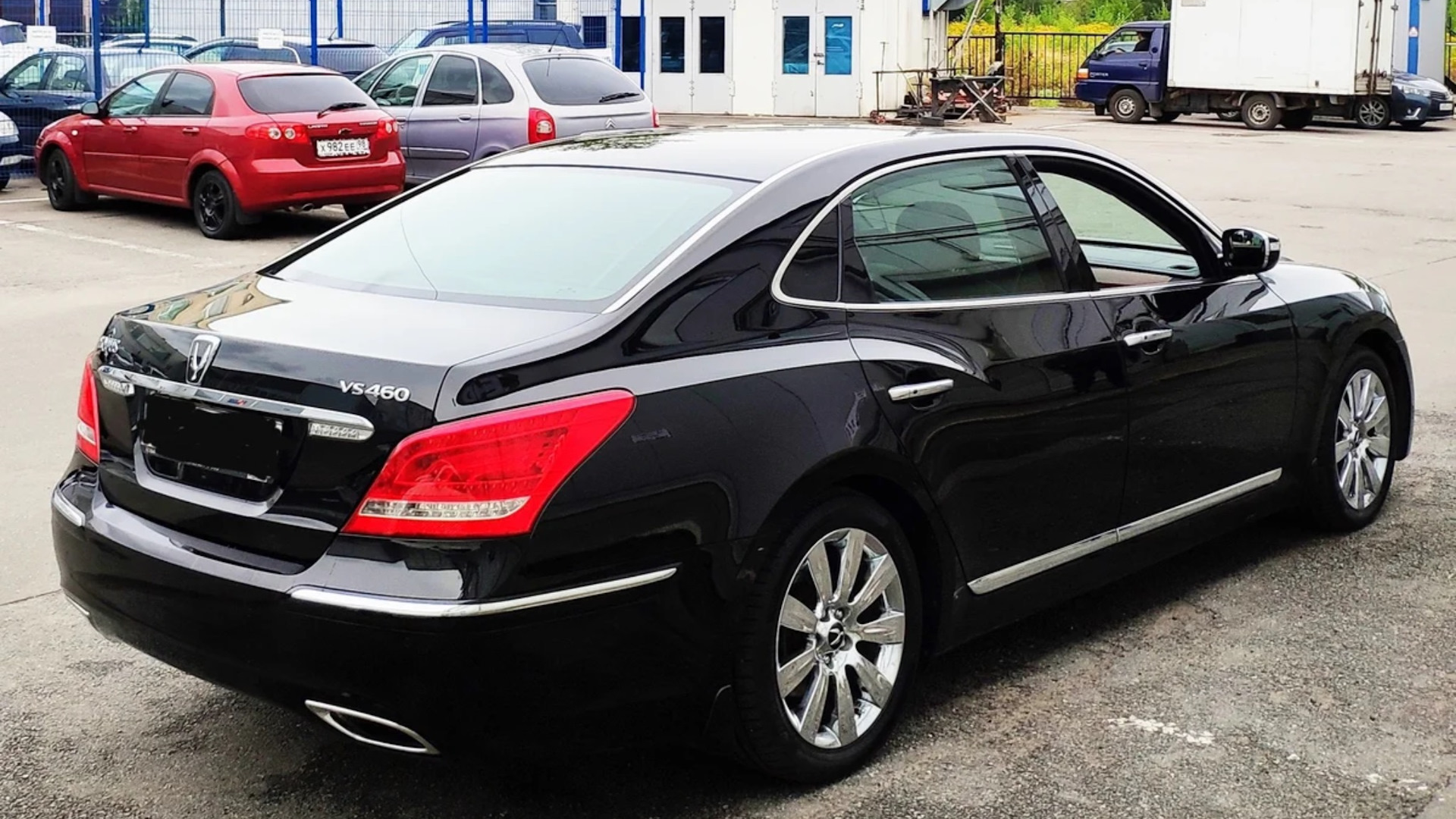 Hyundai equus drive2