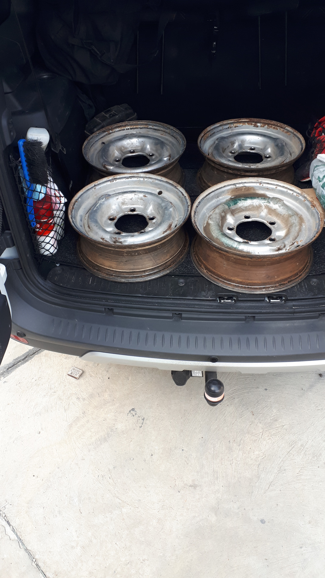 Фиксатор пряжки ремня безопасности — Nissan Almera II (N16), 1,5 л ...