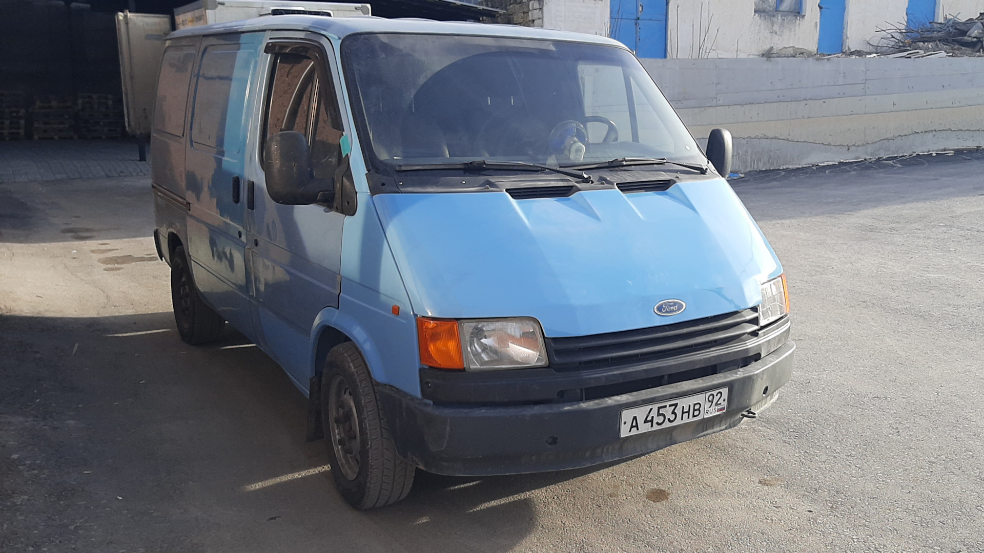 Ford store transit 80