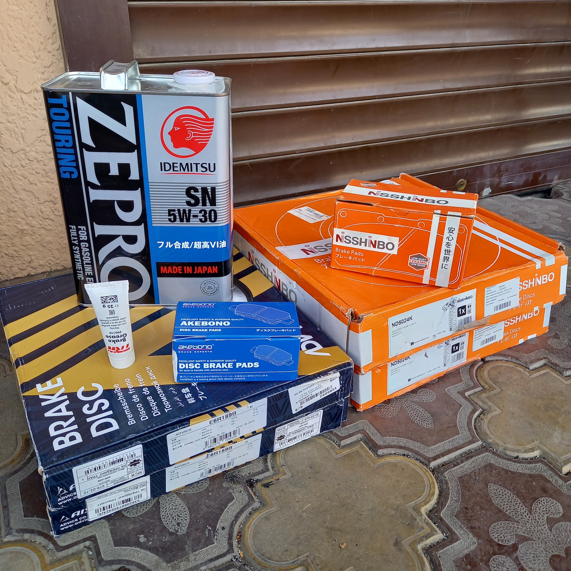 Замена тормозных дисков. — Mazda 6 (2G) GH, 2 л, 2011 года | плановое ...