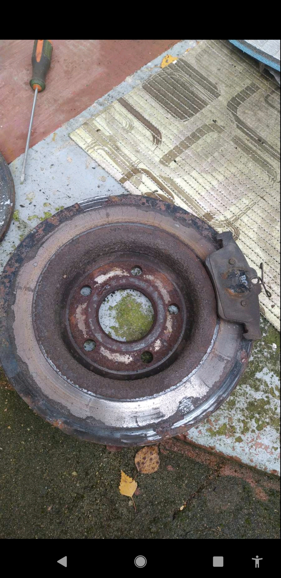 Заменил тормозные диски и колодки Ford Focus 3 — Ford Focus III Sedan ...