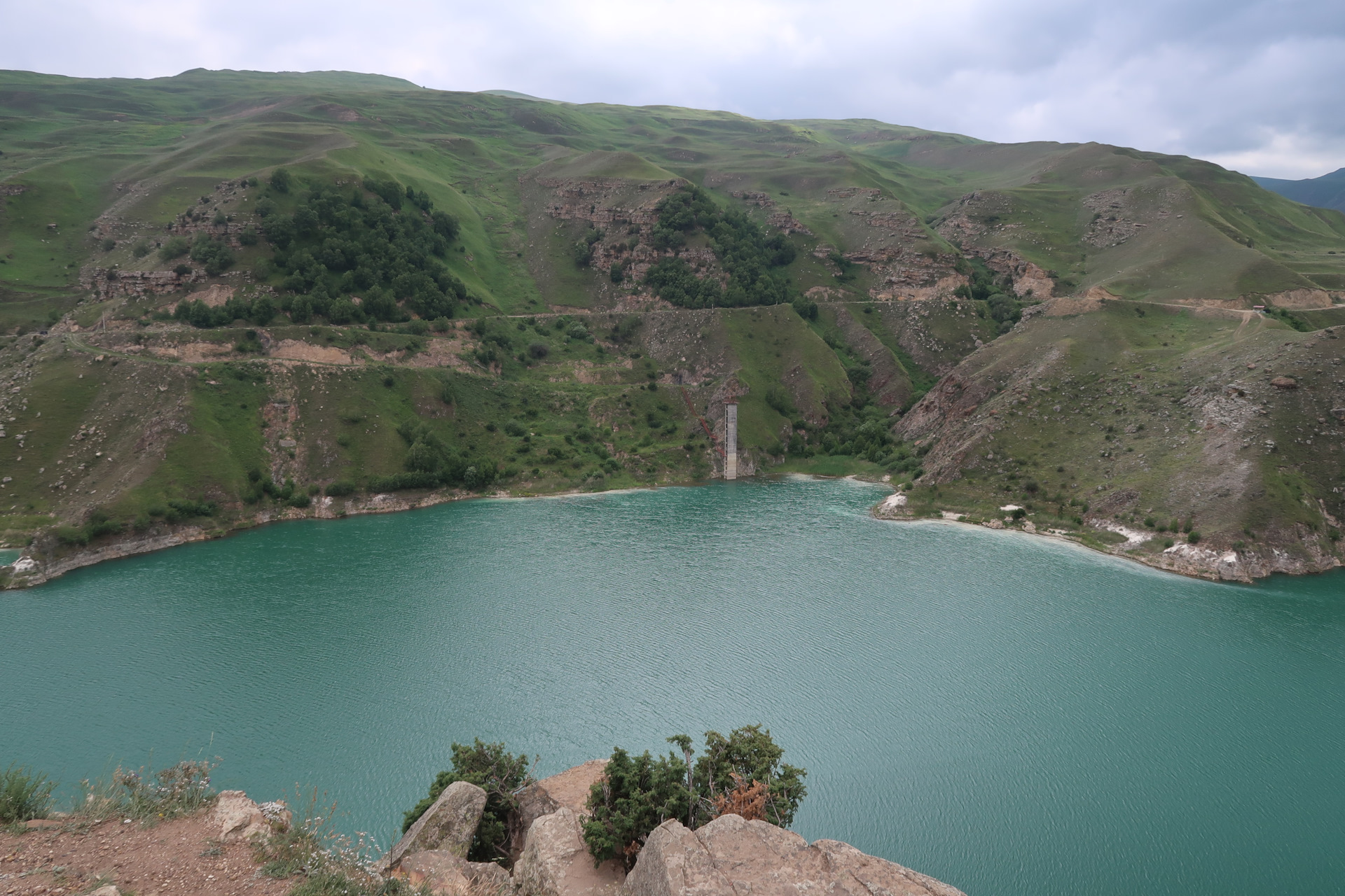 Водосброс озеро Гижгит