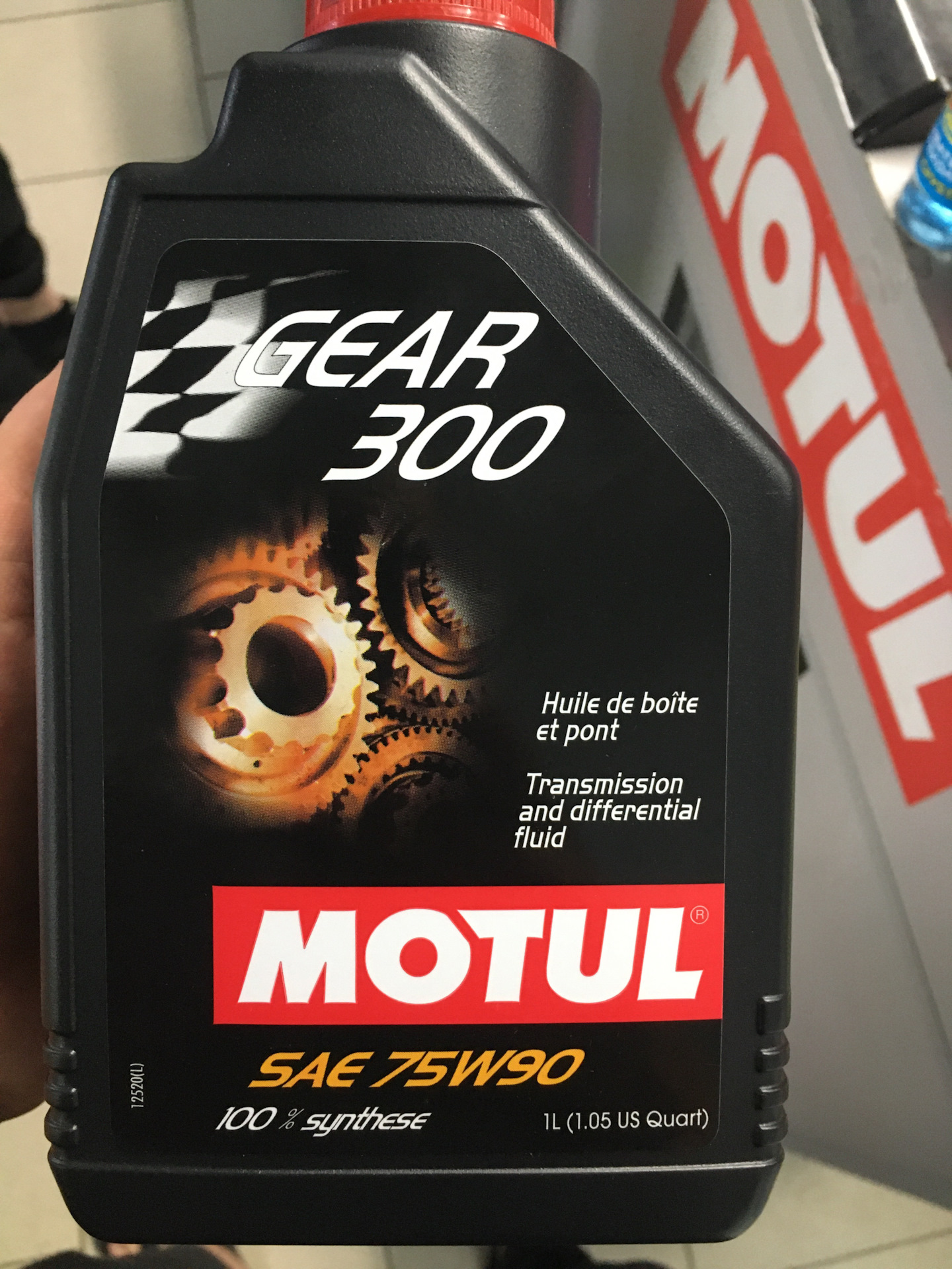 Мотюль 75w90. Motul 75w-85 артикул. Мотюль 75 на90 в раздатку на Митсубиси Аутлендер. Масло Motul 75 на 90