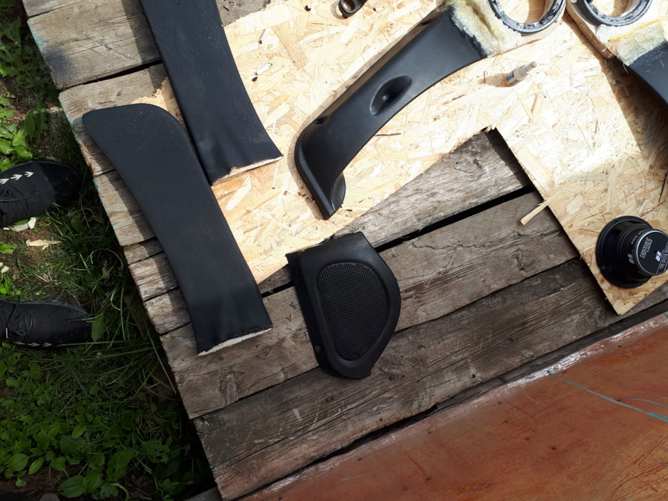 Подиумы и 16 динамики с пищалками — Chevrolet Niva (1G), 1,7 л, 2008 ...