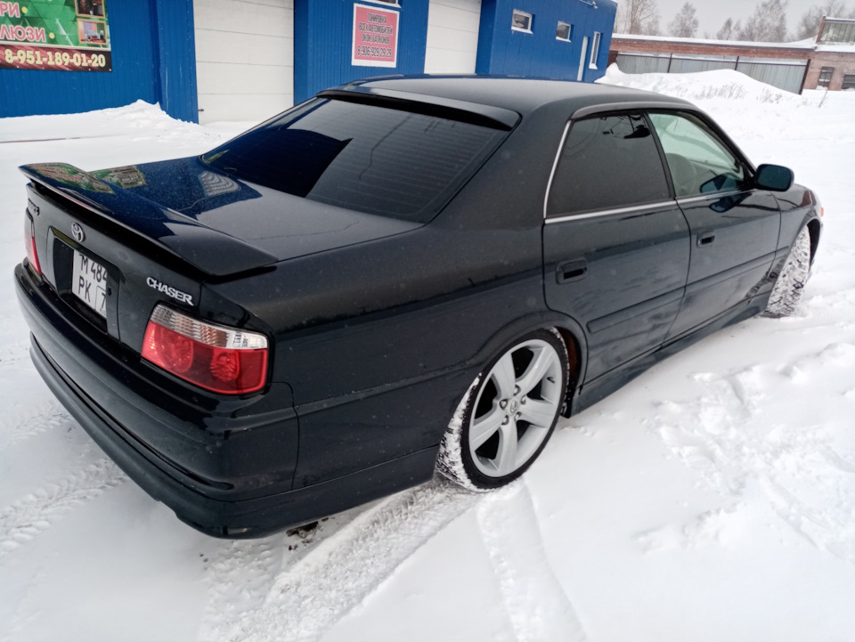 Toyota Chaser 100 Р·РµР»С‘РЅС‹Р№