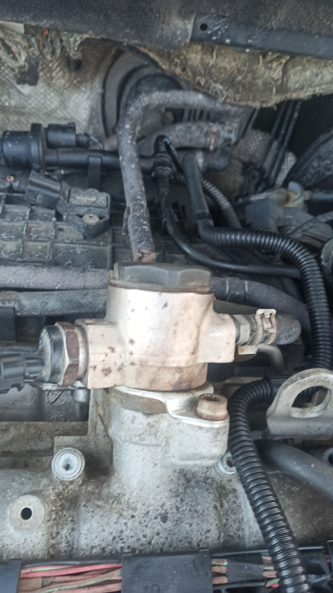 2 механика. расход топлива шкода суперб. мало топлива фольксваген. шкода фабия 2 шкала бензина. расход фуры.