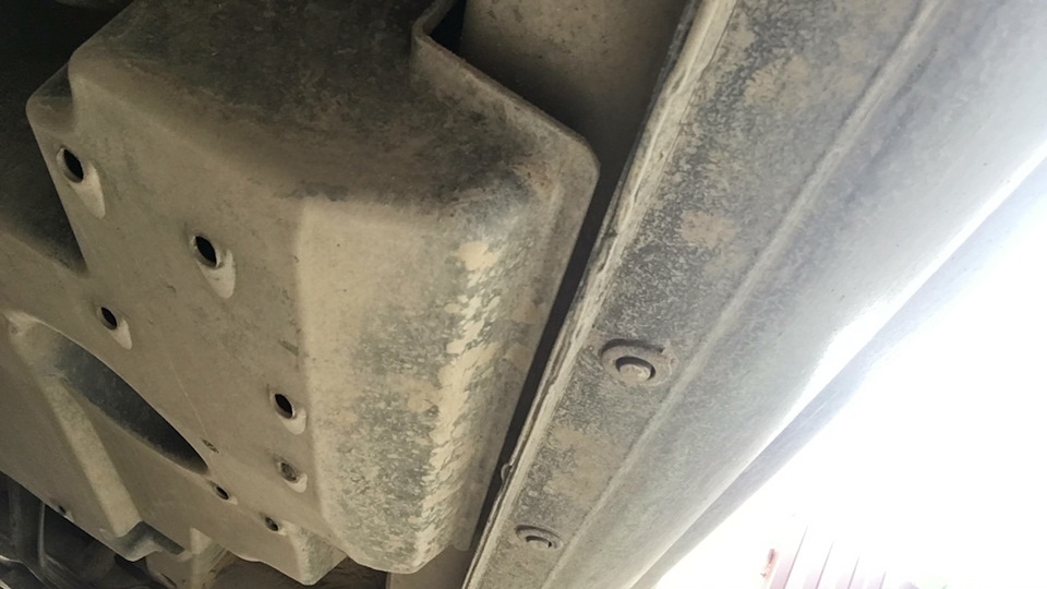 Фото в бортжурнале Toyota RAV4 (III)