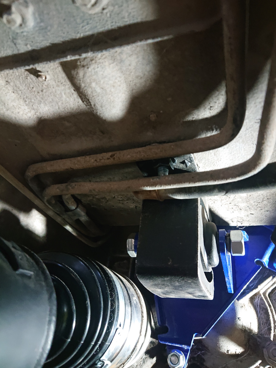 Инжектор в ниву (часть 2) установка третей опоры РК Переход на ...