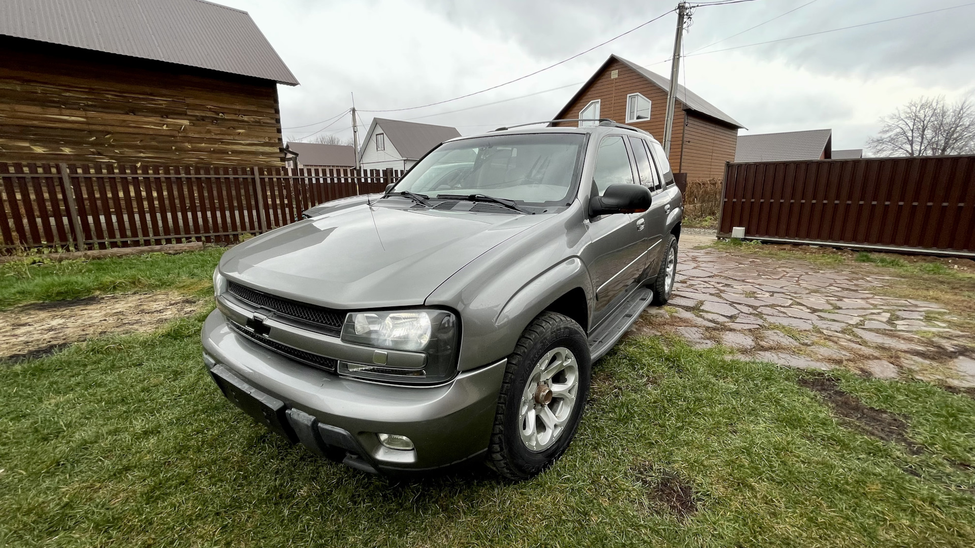 Chevrolet trailblazer 4.2. Chevrolet trailblazer (1g) 4.2 бензиновый 2006 на drive2. Спойлер Chevrolet trailblazer 1. ГАЗ на Chevrolet trailblazer 1.