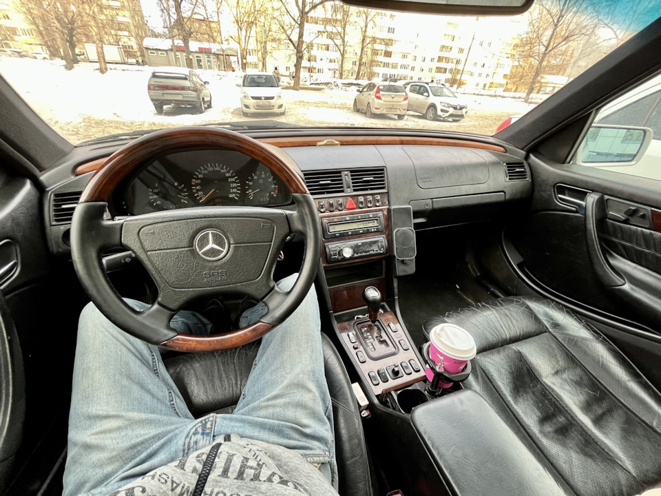 Фото в бортжурнале Mercedes-Benz C-Class (W202)
