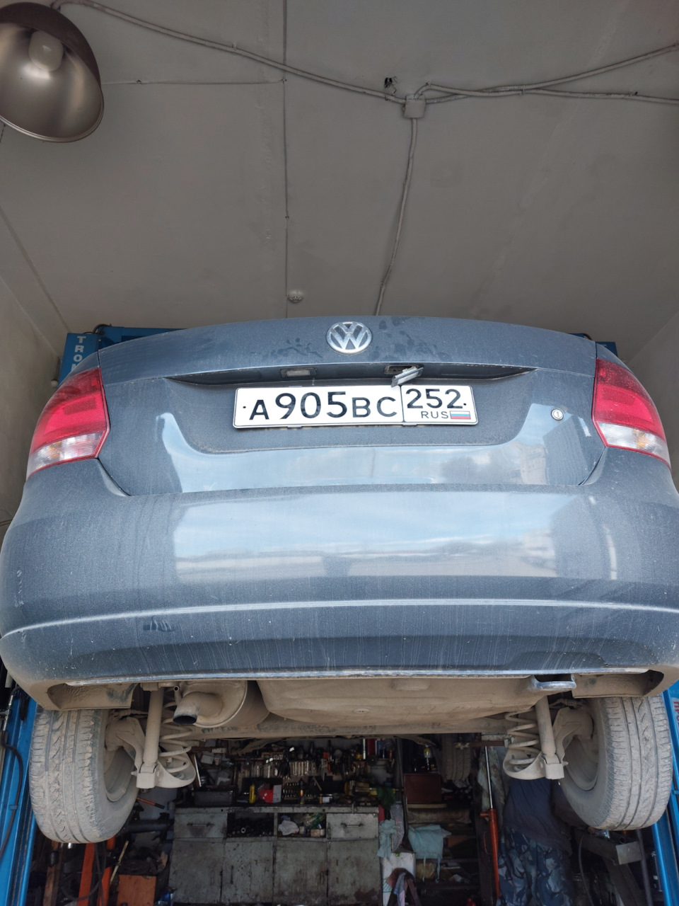 Подшипник ступицы и колодки — Volkswagen Polo Sedan, 1,6 л, 2013 года ...