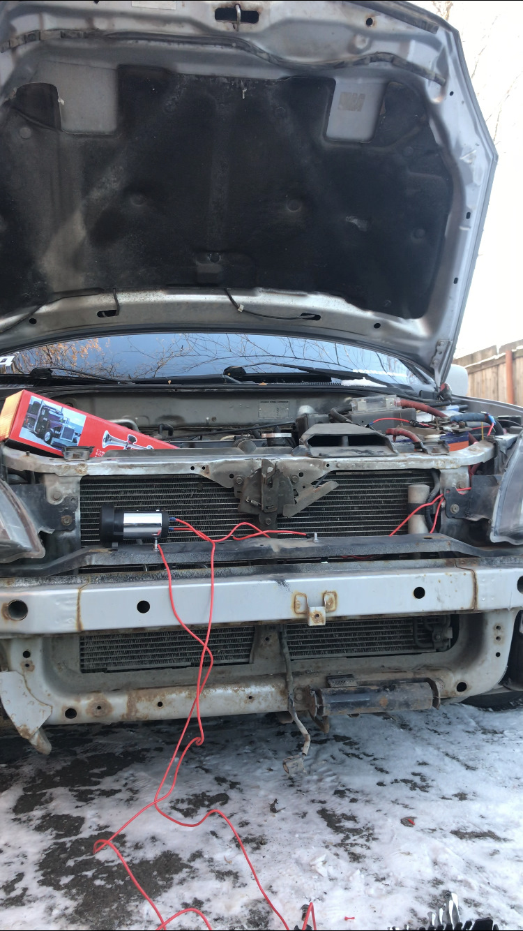 Пневма гудок — Mitsubishi Lancer IX, 1,6 л, 2007 года | аксессуары | DRIVE2