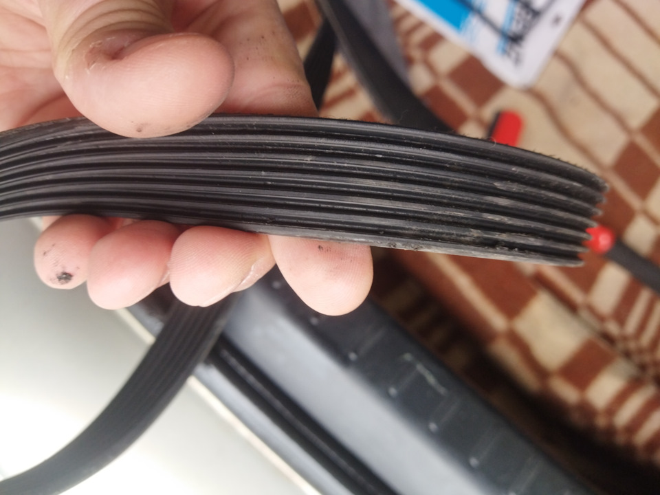 Поменяли ремень навесного"MITSUBOSHI"(на шаг ближе к причине шума ...