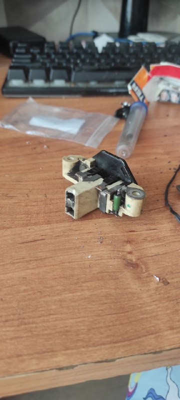 решил я как то значит перебрать генератор — Volvo S90, 2,9 л, 1998 года ...