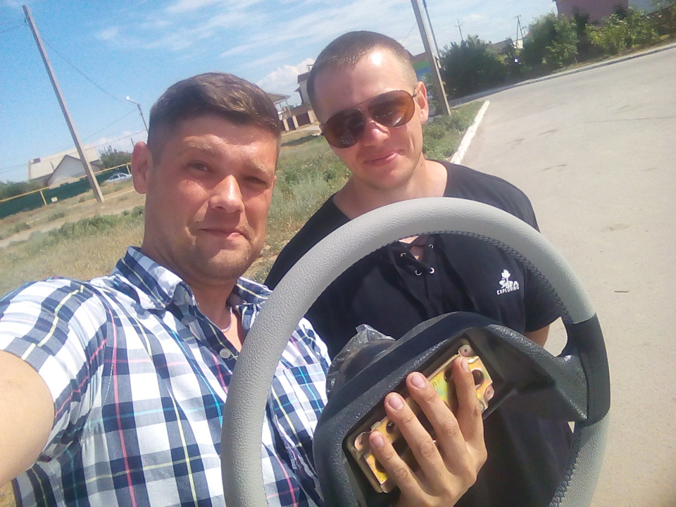 Обтяжка руля в кожу. — Lada 2114, 1,6 л, 2008 года | стайлинг | DRIVE2