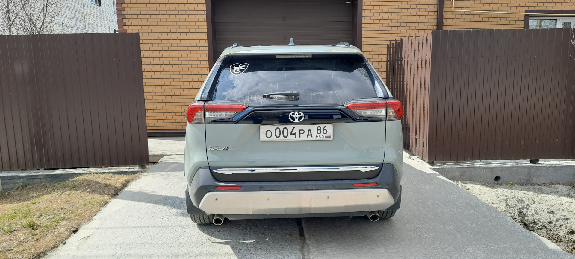 Аля'Range Rover — Toyota RAV4 (5G), 2 л, 2020 года | другое | DRIVE2