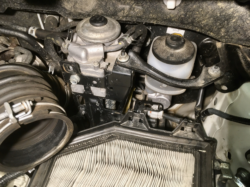 Фото в бортжурнале Toyota RAV4 (IV)