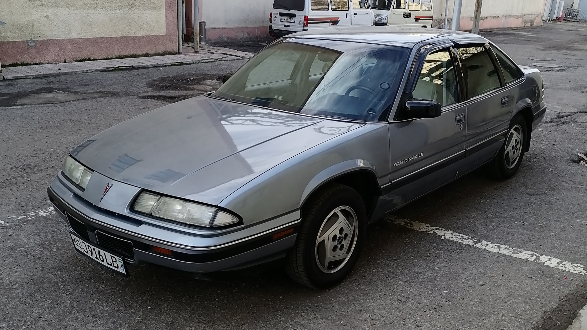 Pontiac Grand Prix 3.1 бензиновый 1991 | 3.1 на DRIVE2