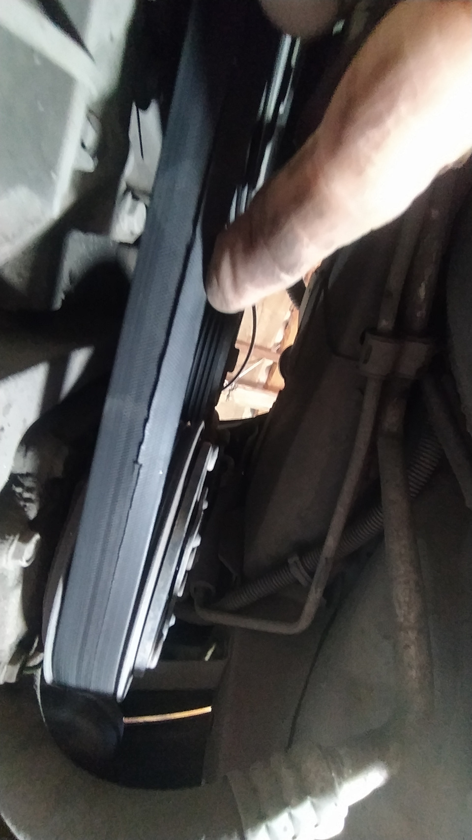 Шкив генератора приуныл — замена. — Peugeot 206, 1,6 л, 2003 года ...