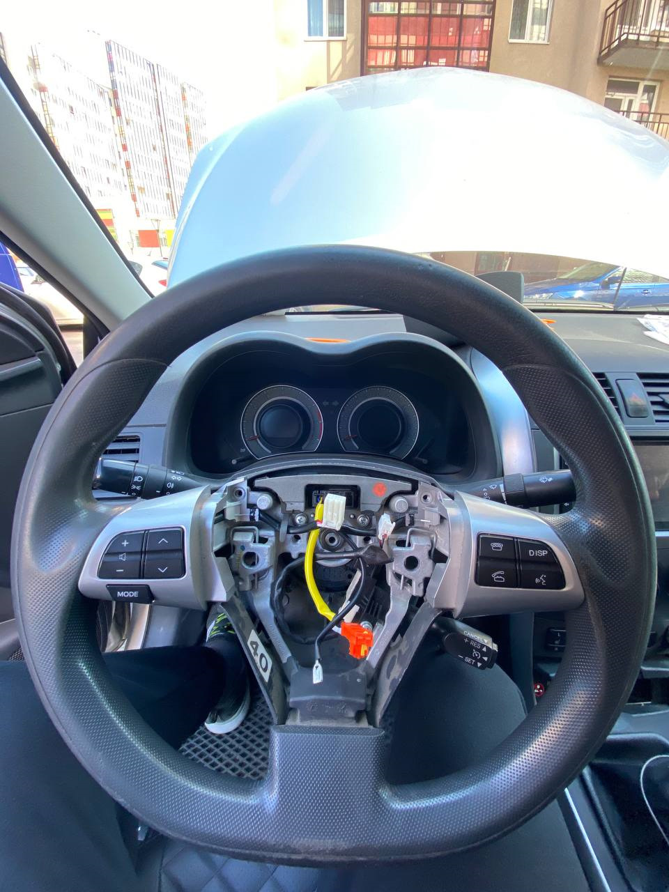 Чехлы+оплетка на руль — Toyota Corolla (140/150), 1,6 л, 2011 года ...