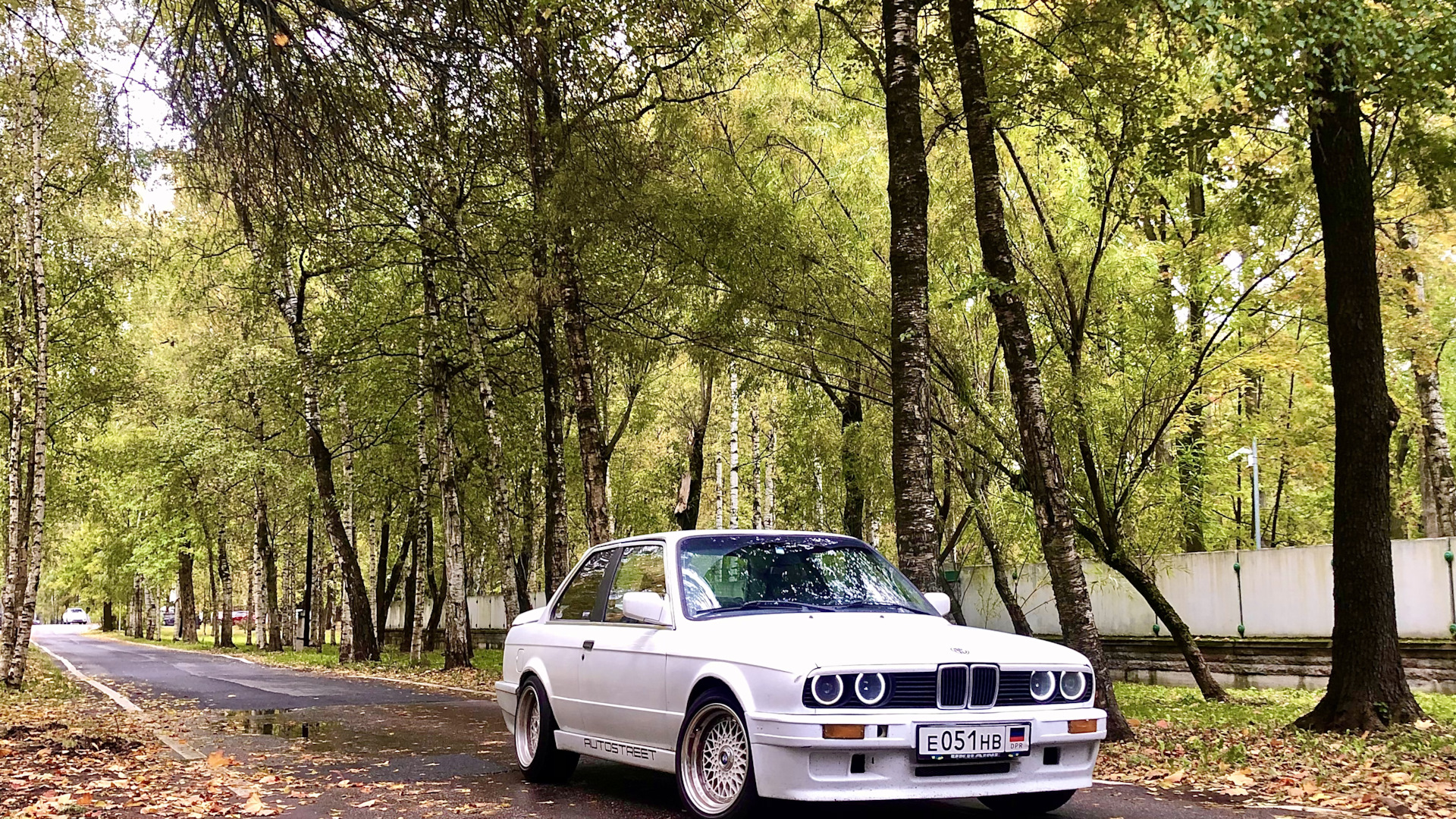 BMW 3 series (E30) 1.8 бензиновый 1984 | 318IS Белка на DRIVE2