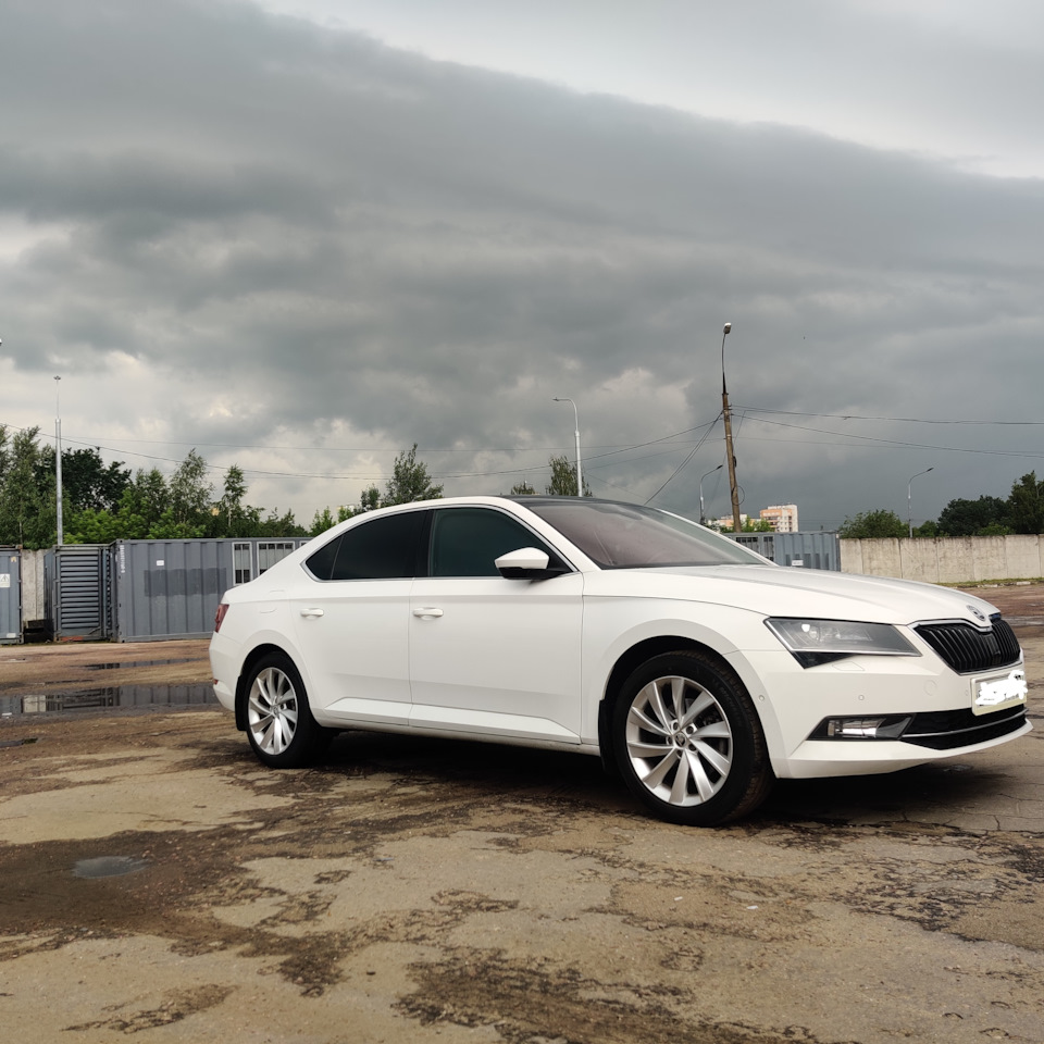 Замена сайлентблоков передних рычагов — Skoda Superb Mk3, 1,4 л, 2016 ...