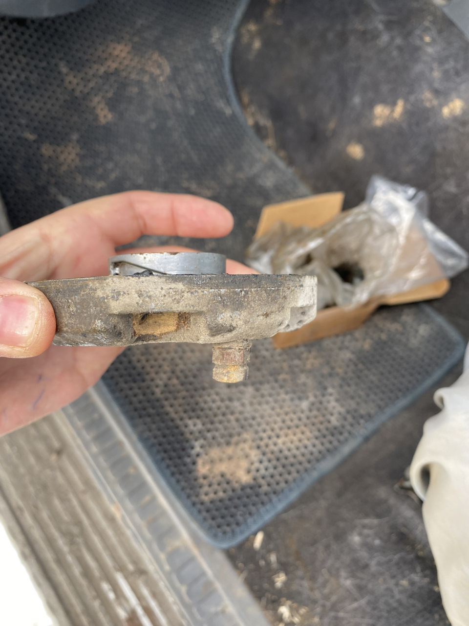 Крышки хабов. Часть 2 — Toyota Land Cruiser Prado 70-series, 2,4 л ...