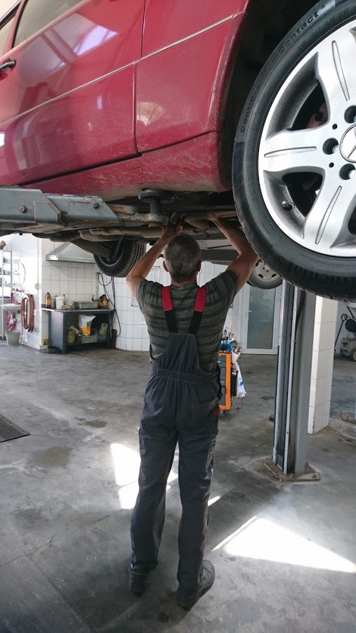 факт измены зафиксирован :) — Mercedes-Benz E-Class (W124)