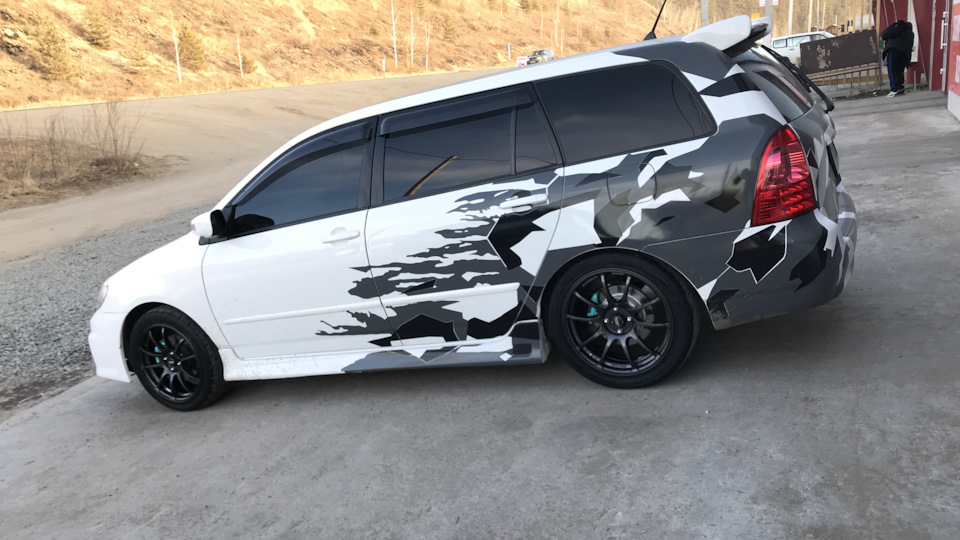 Бортжурнал Toyota Corolla Fielder White pearl 5MT