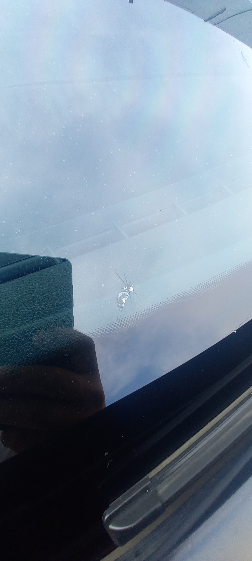 Удаление сколов на лобовом и тонировка задних фар — Ford Focus III ...