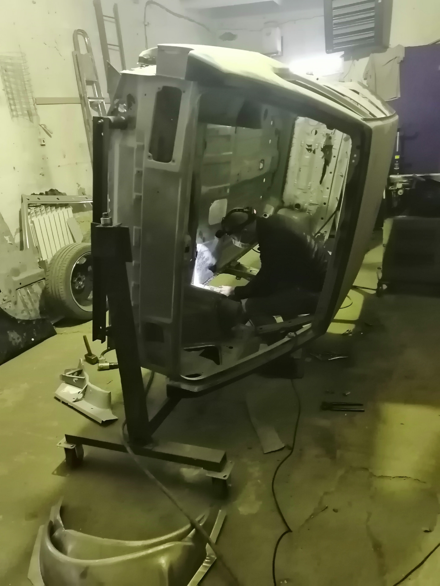 Ремонт кузова, ч. 4, замена панели пола. — Lada 2114, 1,6 л, 2007 года ...