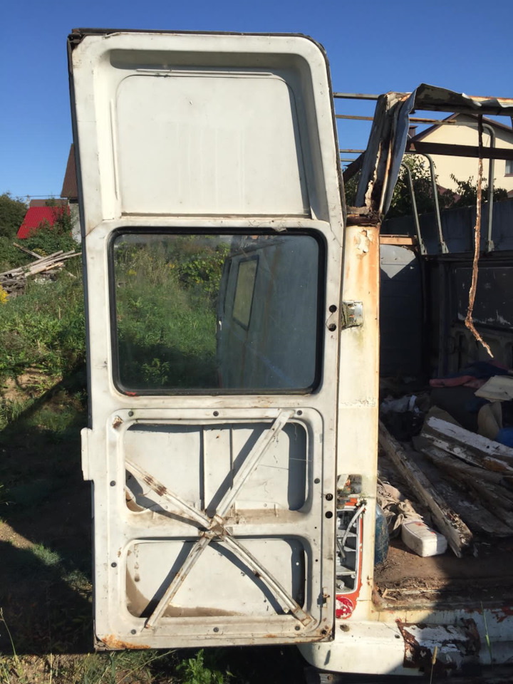 Двери задние распашные (высокие) с замком на Volkswagen LT (1G). Б/у ...