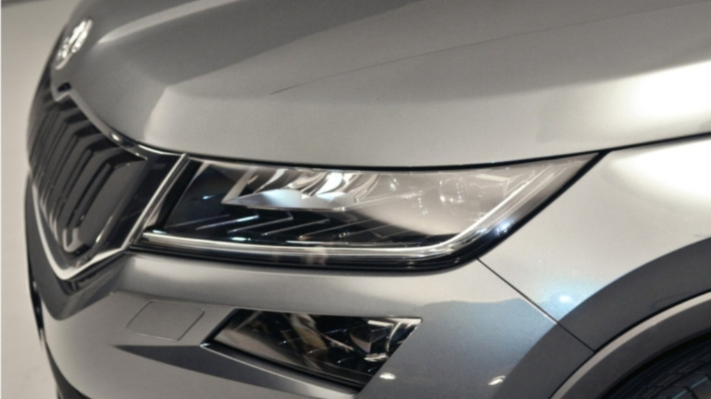 Как снять фары шкода кодиак Skoda Kodiaq (1G) 2.0 дизельный 2021 Серый Стайл 2.0 DBCG на DRIVE2