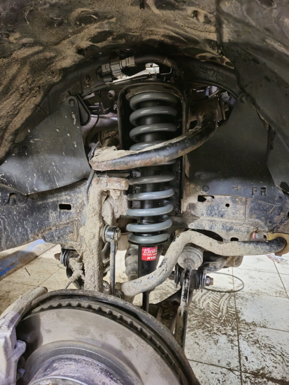 Фото в бортжурнале Toyota Land Cruiser Prado 120-series