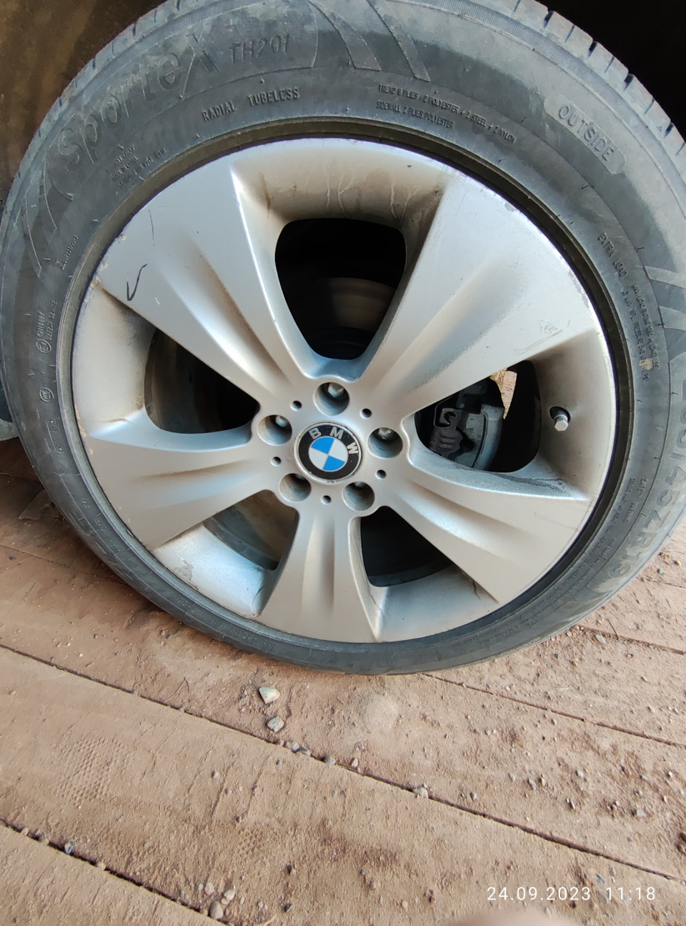 Биение при езде и торможении или "рукожопы" в шиномонтаже — BMW X5 (E70 ...