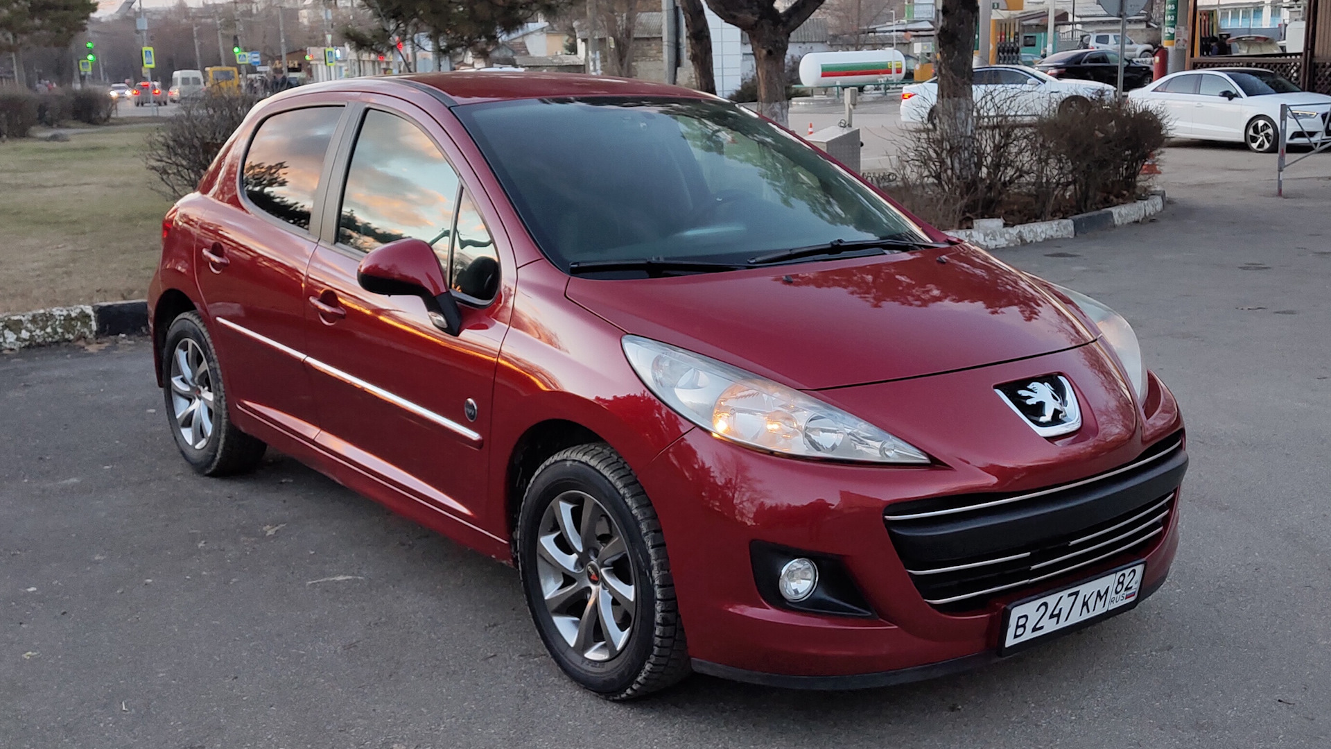 Peugeot 207 1.4 бензиновый 2010 | 