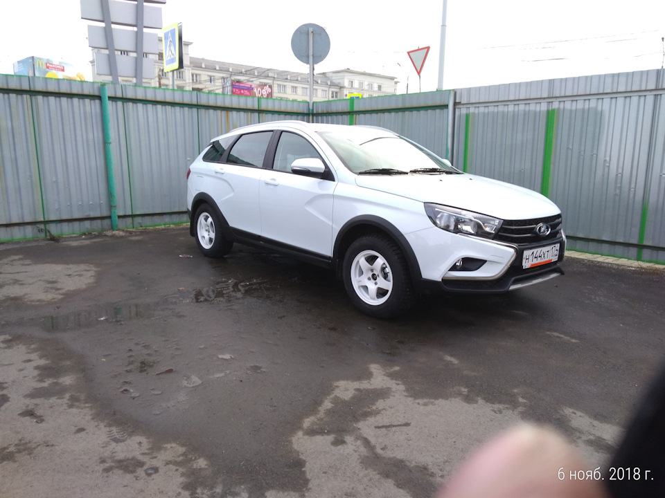 Фото в бортжурнале Lada Vesta SW Cross (1G)